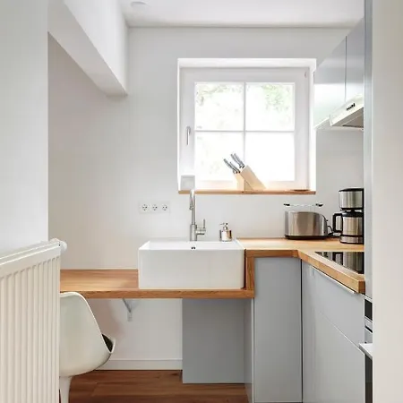Reetdachhaus Hues Am Wall S Hues Am Wall Апартаменты *